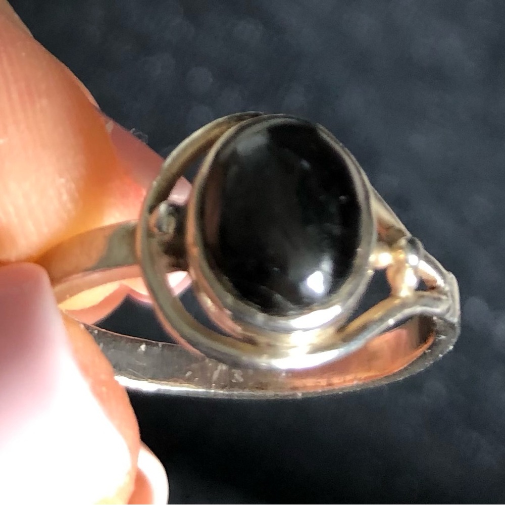 Silver and Black Stone Ring~925